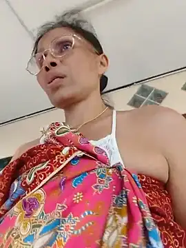 Snapshot of Mama_Eva_1 chatting on July 18, 2026, 10:30 am Mama Eva 1 online show from July 18, 2026, 10:30 am