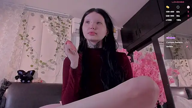 Lein Bone online show from September 21, 2025, 3:19 am