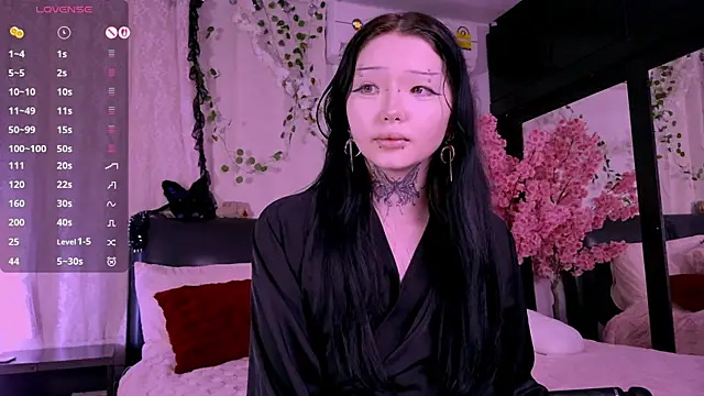 Lein Bone online show from November 1, 2025, 12:12 am