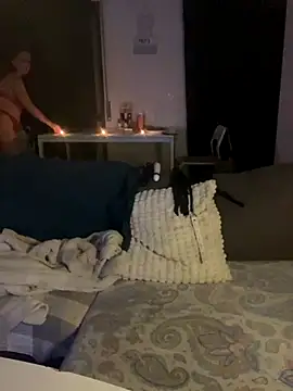 MiaBabyX online show from November 28, 2025, 11:07 pm