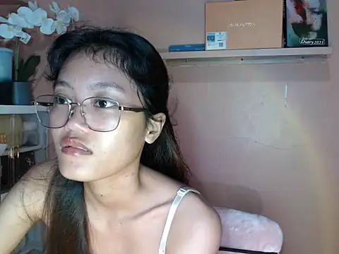 skinny gracie online show from September 19, 2025, 3:02 pm