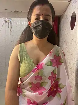 Snapshot of MONA_0213 chatting on October 11, 2025, 7:12 pm MONA 0213 online show from October 11, 2025, 7:12 pm