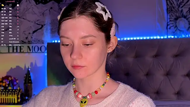 Snapshot of IrisPurrphy chatting on December 15, 2025, 1:04 pm IrisPurrphy online show from December 15, 2025, 1:04 pm