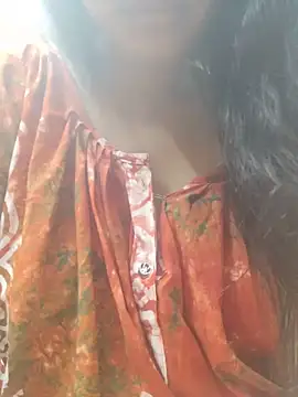 Snapshot of Hot-rima chatting on July 6, 2026, 2:47 pm Hot-rima online show from July 6, 2026, 2:47 pm