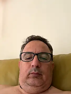 CELIK3577 online show from November 3, 2025, 8:04 am