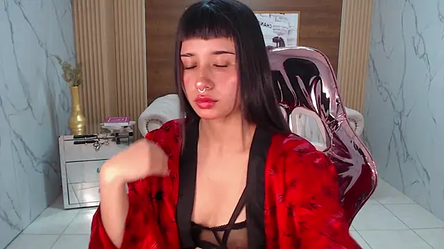 allyssa bellini s online show from October 19, 2025, 1:01 pm