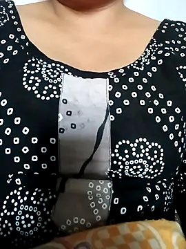 Exotic-bhabhi online show from April 12, 2026, 8:52 am