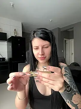 Snapshot of Privad_ravenna chatting on January 12, 2026, 6:02 pm Privad ravenna online show from January 12, 2026, 6:02 pm