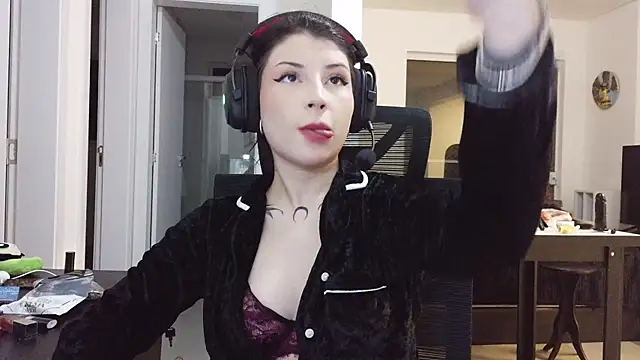 Privad ravenna online show from May 26, 2026, 9:55 pm