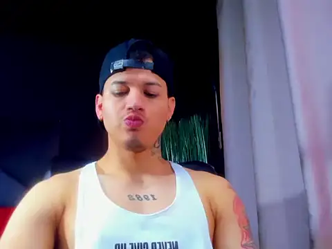 Snapshot of rocoo_santos chatting on June 25, 2026, 6:12 pm rocoo santos online show from June 25, 2026, 6:12 pm