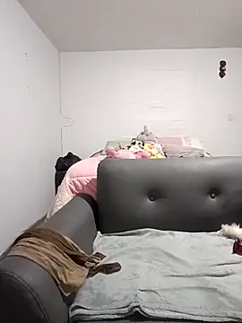 Estefania Arce online show from March 12, 2026, 12:06 am