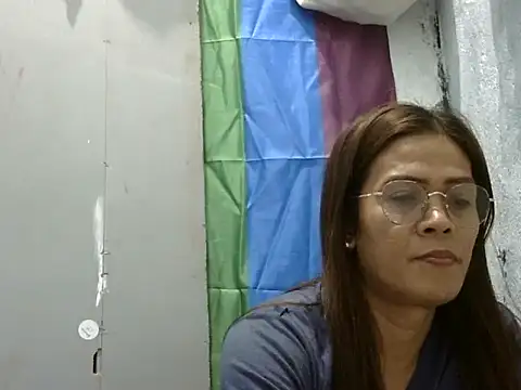 juicycum069 online show from March 24, 2026, 2:38 am