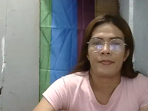 Snapshot of juicycum069 chatting on June 18, 2026, 9:14 am juicycum069 online show from June 18, 2026, 9:14 am