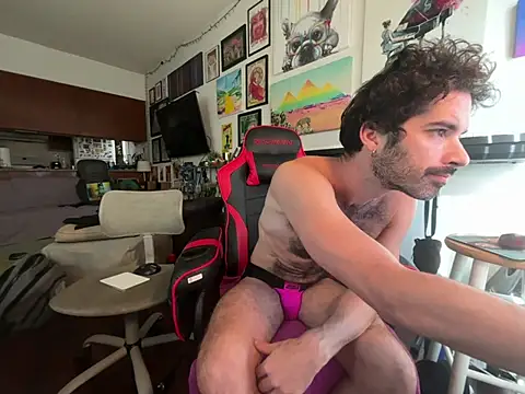 Pupscritch online show from May 21, 2026, 3:41 pm