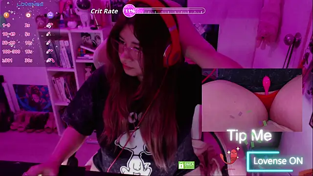 Pink girl0n online show from September 9, 2025, 1:49 am