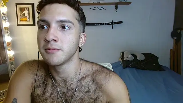 Snapshot of ocean_boy chatting on September 13, 2025, 12:43 am ocean boy online show from September 13, 2025, 12:43 am