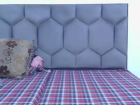 Diyaa Singh online show from September 10, 2025, 4:45 am