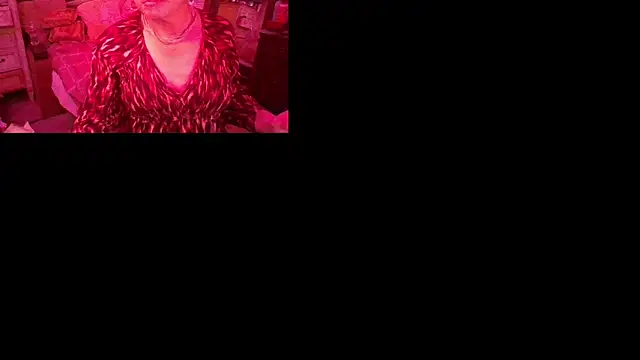 TransFionaLuv online show from December 2, 2025, 12:21 pm