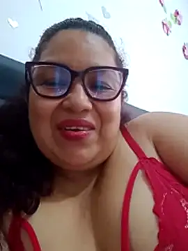 Snapshot of ladytropical1 chatting on April 8, 2026, 4:51 pm ladytropical1 online show from April 8, 2026, 4:51 pm