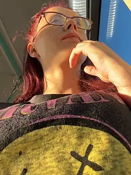 raen001 online show from November 25, 2025, 8:58 am