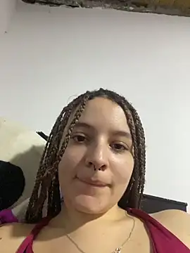 Snapshot of karla-thomsom10 chatting on May 26, 2026, 10:39 pm karla-thomsom10 online show from May 26, 2026, 10:39 pm