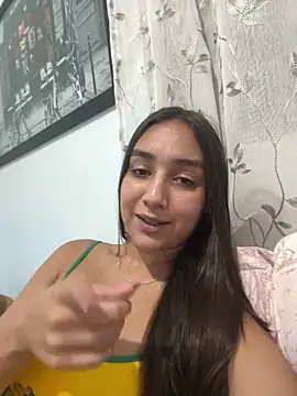 Snapshot of hannahhotwife chatting on June 5, 2026, 3:13 am hannahhotwife online show from June 5, 2026, 3:13 am