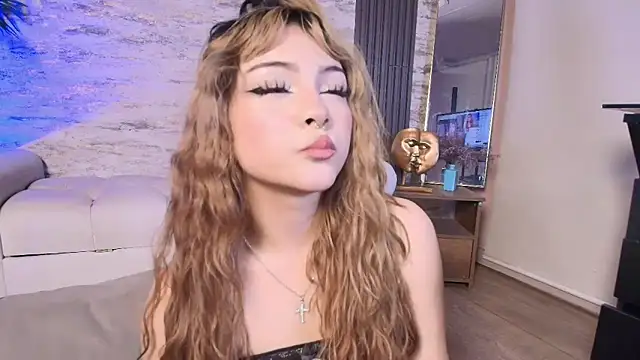 sakuramoss online show from April 22, 2026, 2:58 am