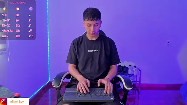 Casper   kyy online show from December 22, 2025, 6:16 pm