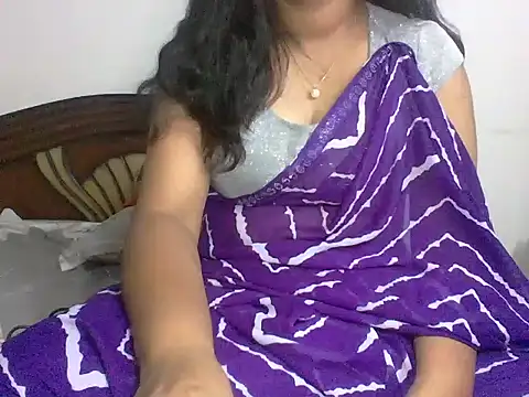 anu-anu2002 online show from April 23, 2026, 3:36 pm