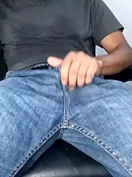 Bosssweet22cm online show from February 17, 2026, 3:40 pm