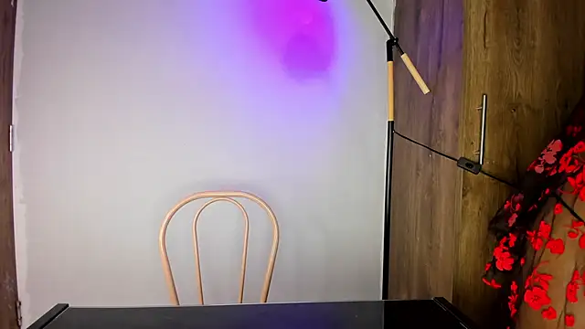 khate smith online show from April 12, 2026, 4:23 pm