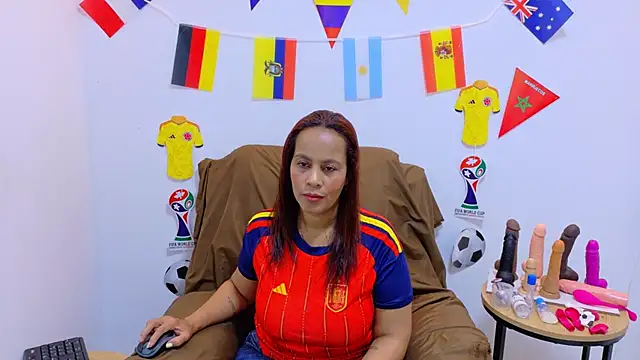 Snapshot of evvaa_moon69 chatting on July 10, 2026, 12:30 pm evvaa moon69 online show from July 10, 2026, 12:30 pm