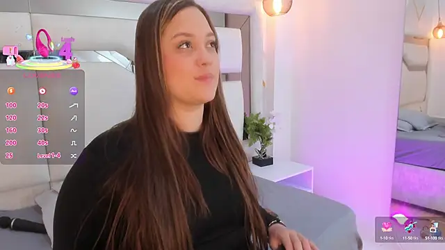 mariana jhones  online show from October 3, 2025, 12:24 pm
