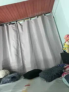 EVAH LEE  online show from March 5, 2026, 12:28 am