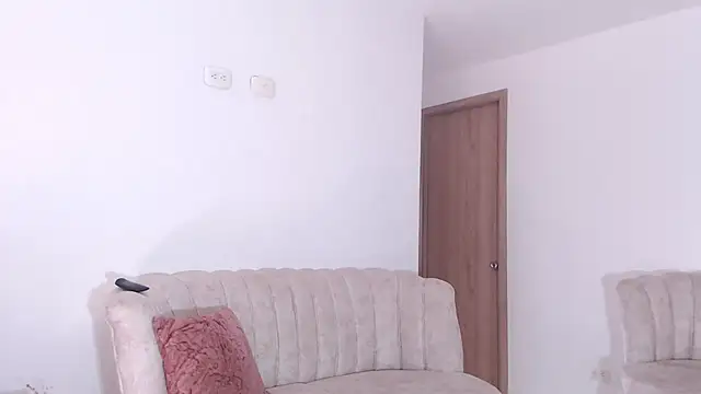 Snapshot of Martina_ferer chatting on June 20, 2026, 3:04 pm Martina ferer online show from June 20, 2026, 3:04 pm