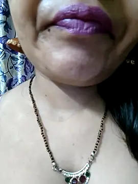 Snapshot of Sofia-ex chatting on May 18, 2026, 4:07 am Sofia-ex online show from May 18, 2026, 4:07 am