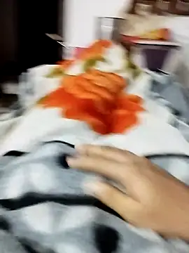 Snapshot of isisieueie chatting on October 10, 2025, 5:45 pm isisieueie online show from October 10, 2025, 5:45 pm