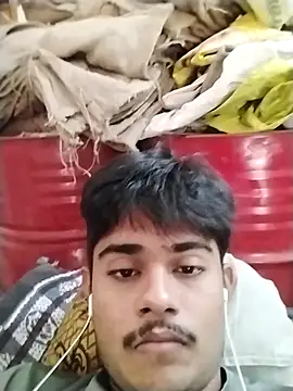 Snapshot of isisieueie chatting on October 11, 2025, 5:50 am isisieueie online show from October 11, 2025, 5:50 am