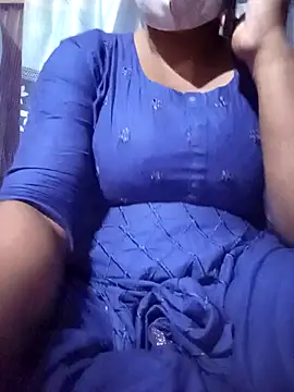 ANNA HOT111 online show from September 23, 2025, 4:10 pm