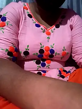 ANNA HOT111 online show from October 18, 2025, 4:30 pm