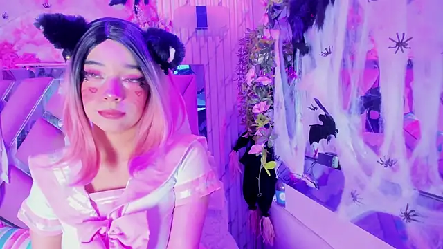 Akane Hikari  online show from November 6, 2025, 6:58 am