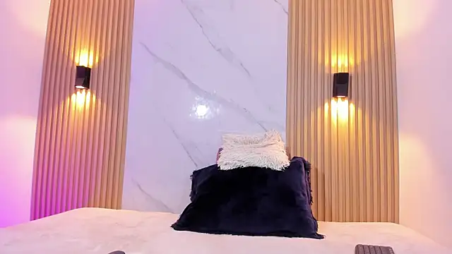 imtammy lynn  online show from April 7, 2026, 12:16 pm