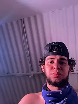 enzo vittale03  online show from February 14, 2026, 1:41 pm