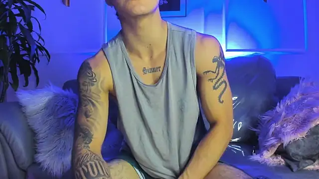 Leo santoro online show from February 20, 2026, 1:33 pm