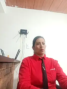 Snapshot of PAULA20- chatting on September 11, 2025, 1:44 pm PAULA20- online show from September 11, 2025, 1:44 pm