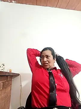 Snapshot of PAULA20- chatting on September 17, 2025, 12:29 pm PAULA20- online show from September 17, 2025, 12:29 pm