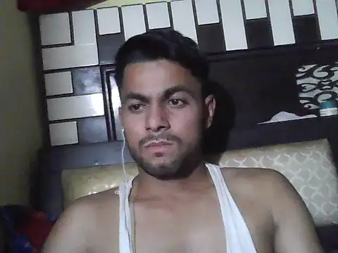 ursdreamperson online show from November 25, 2025, 3:56 pm