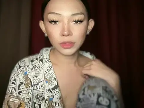 Mysterious tgirl online show from April 15, 2026, 7:48 am