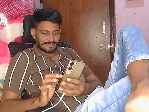 Snapshot of krishjaat43 chatting on April 22, 2026, 3:09 am krishjaat43 online show from April 22, 2026, 3:09 am