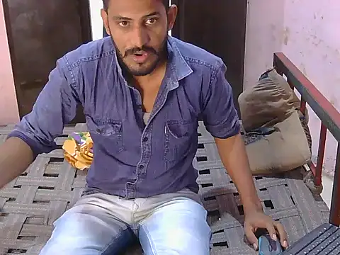 Snapshot of krishjaat43 chatting on May 5, 2026, 4:42 am krishjaat43 online show from May 5, 2026, 4:42 am